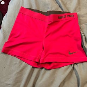 Nike Pro